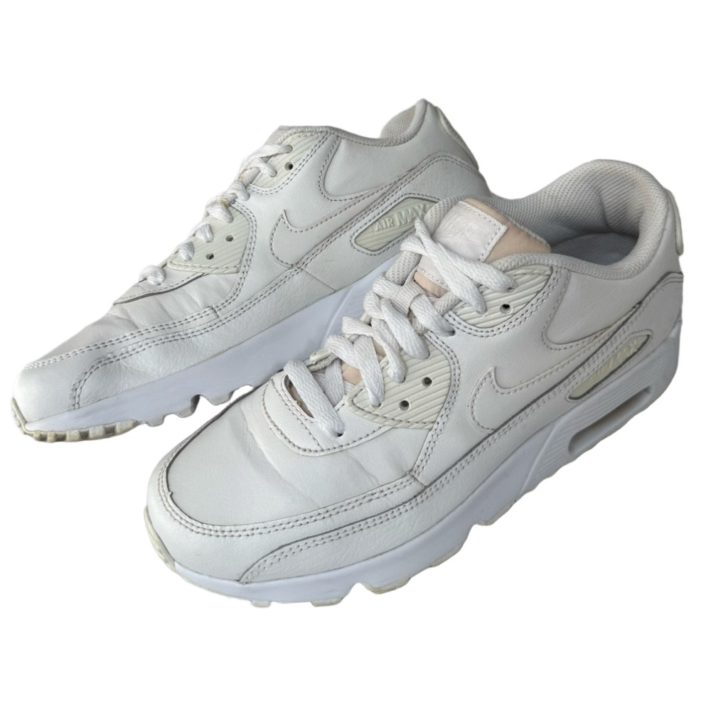Nike Air Max White Leather Sneakers Activewear Running Shoes Boy Size 5Y US - Picture 1 of 10